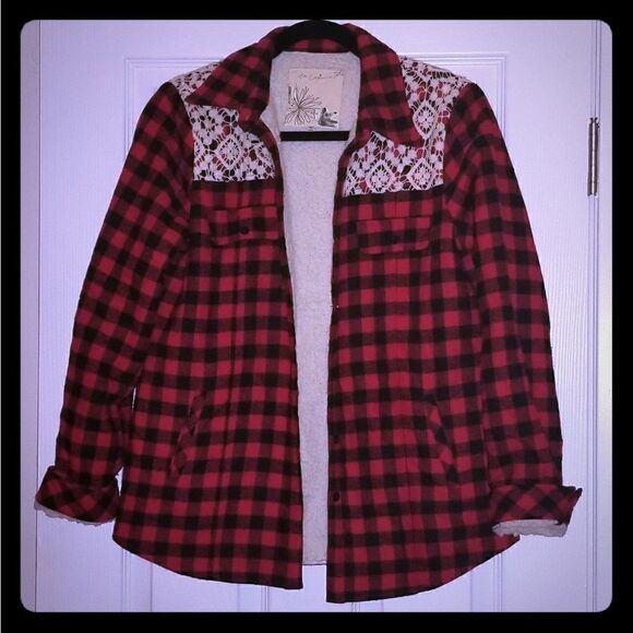 En Creme | Plaid Sherpa Lined Jacket - Picture 1 of 5